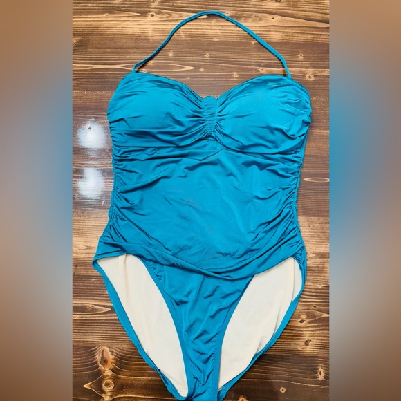 La Blanca Other - La Blanca Teal One-Piece‎ Swimsuit